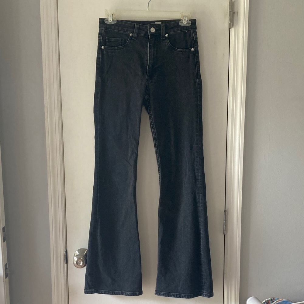 Classic Black Flared Women's Jeans